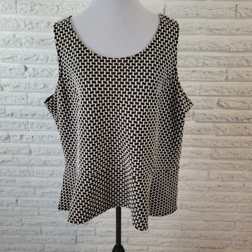 Lane Bryant Womens Top 22 24 Tank Knit Black White Geometric GEO213XE